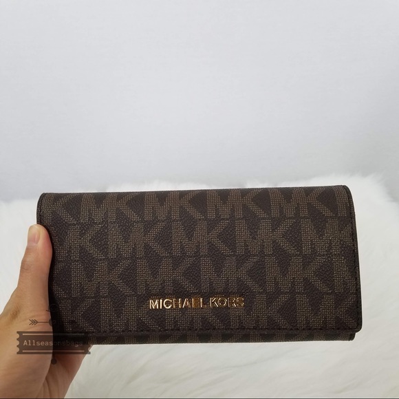 Michael Kors Jet set travel carryall brown wallet - Picture 2 of 8